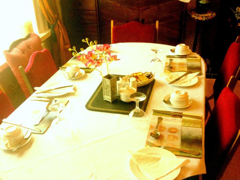 אדינבורו Almond House B&B מראה חיצוני תמונה